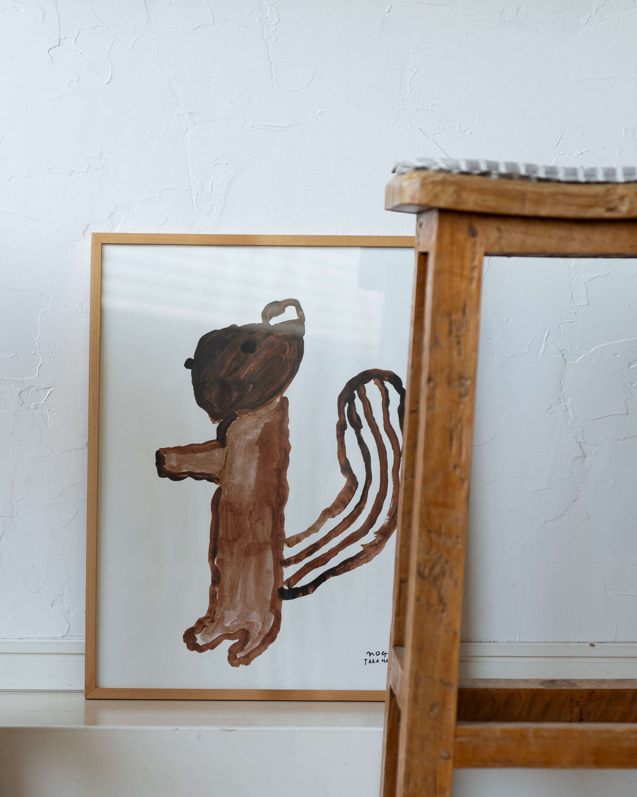 思わず二度見したくなる！北欧インテリアにおすすめの絵画、モグ