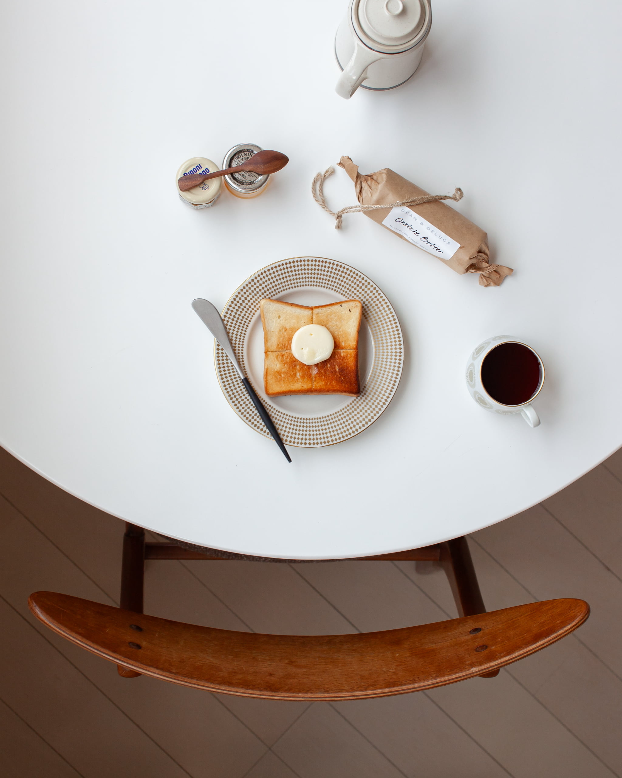 シンプルだから日常に馴染む｜アラビア（Arabia）のビンテージ